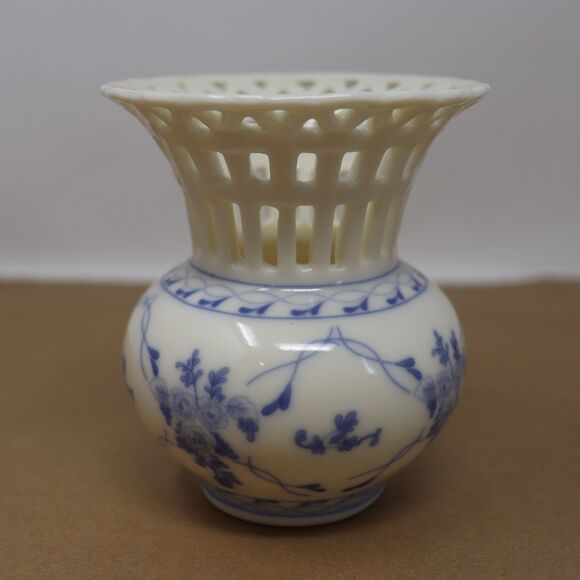 Skye McGhie Rose Brocade Porcelain Vase w Blue White Flowers 6" Tall - Picture 1 of 4
